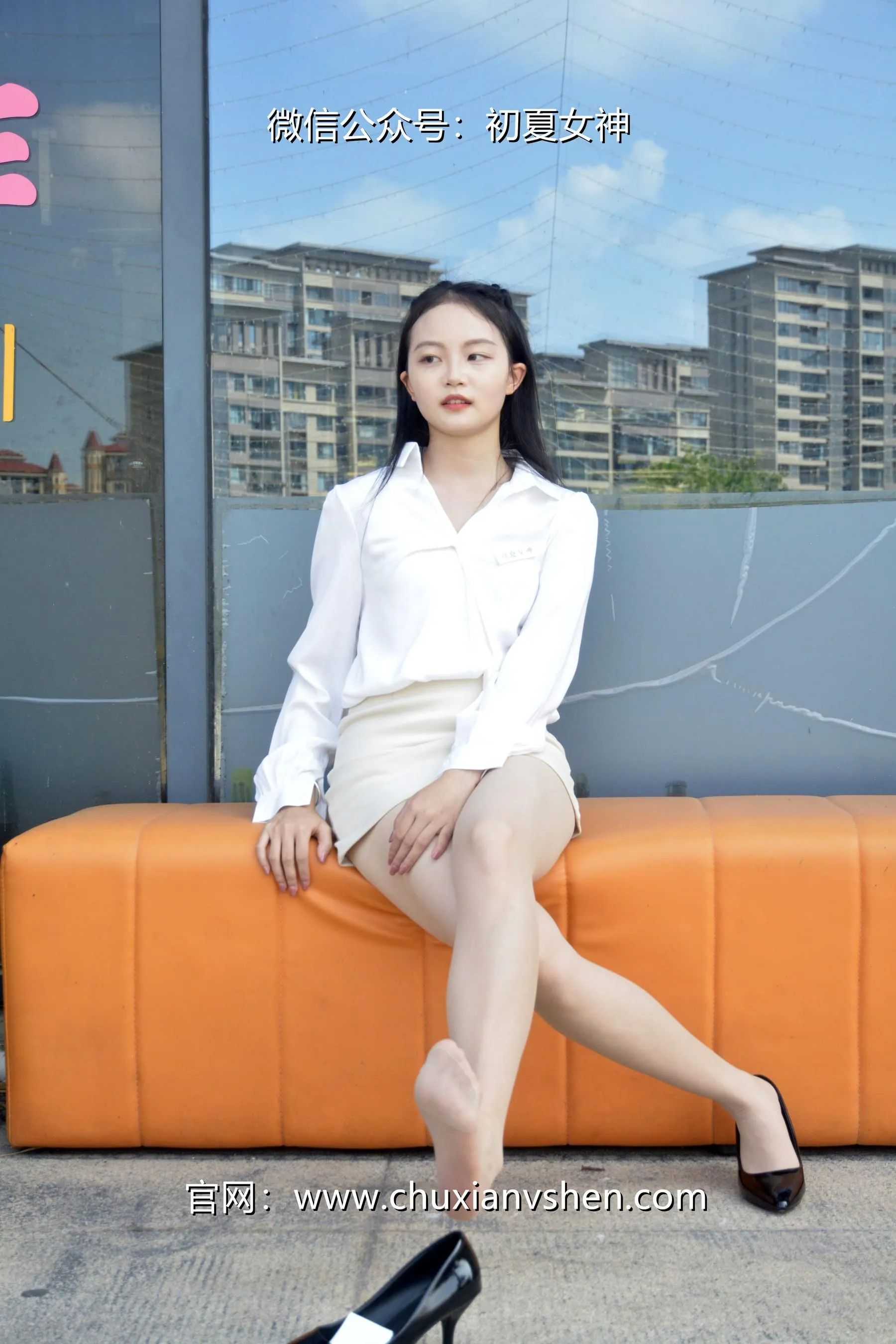 初夏女神 NO.035 双双 职场生涯 [140P]插图3